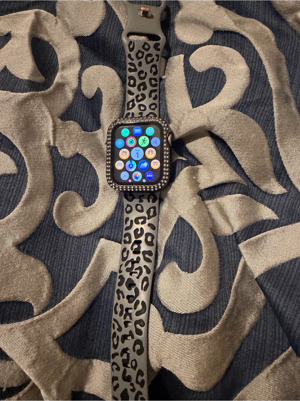 Apple Watch Black Leopard Silicone Band and Rhinestone Case